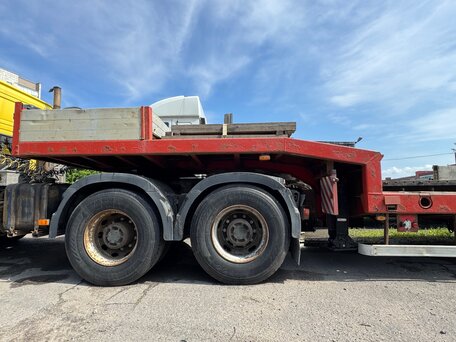 2012 Kassbohrer LB4E, красный, 4400000 рублей, вид 3