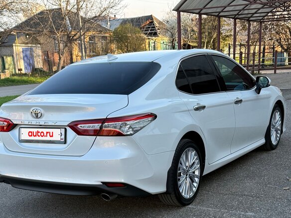 2019 Toyota Camry VIII (XV70), белый, 2750000 рублей - вид 7