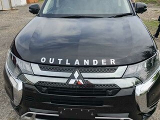 2019 Mitsubishi Outlander PHEV III Рестайлинг 3, чёрный, 3000000 рублей, вид 1