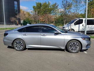 2018 Honda Accord X, серебристый, 3099999 рублей, вид 5