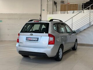 2010 Kia Carens II (UN), серебристый, 799900 рублей, вид 4