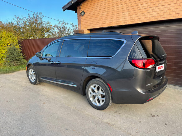 2017 Chrysler Pacifica RU, серый - вид 14