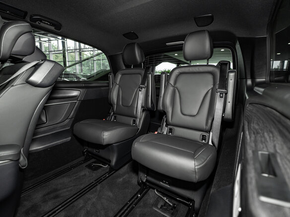 2026 Mercedes-Benz V-Класс 300 d экстра длинный III (W447) Рестайлинг 2, чёрный - вид 29