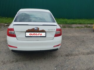 2015 Skoda Octavia III (A7), белый, 550000 рублей, вид 2