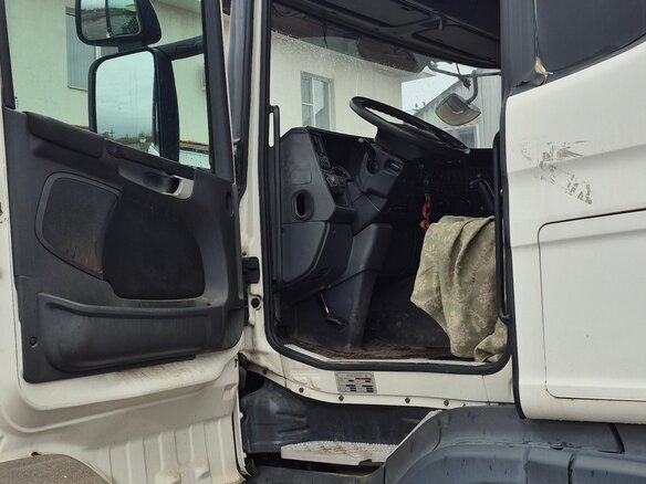 2011 Scania G-series, белый - вид 16