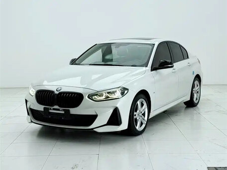 2022 BMW 1 серии 120i III (F52) Рестайлинг, белый, 1480000 рублей, вид 1
