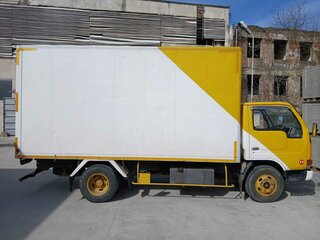 1993 Nissan Condor, жёлтый, 1250000 рублей, вид 4