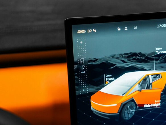 2024 Tesla Cybertruck Cyberbeast, оранжевый, 18500000 рублей - вид 27