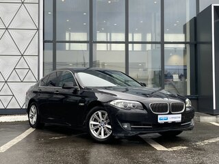 2013 BMW 5 серии 520i VI (F10/F11/F07), чёрный, 1469000 рублей, вид 3