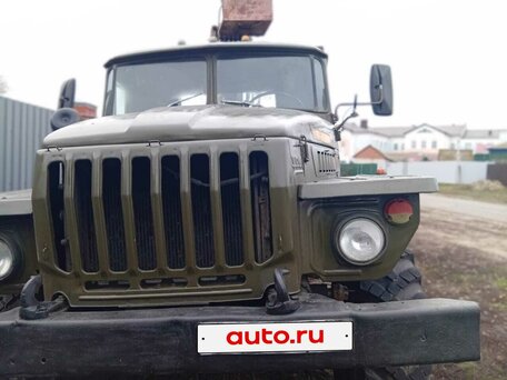 1997 Урал 4320, зелёный, 1300000 рублей, вид 5