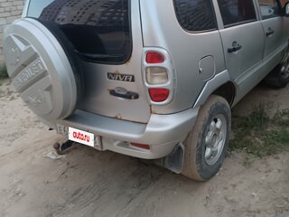 2006 Chevrolet Niva I, серебристый, 265000 рублей, вид 2