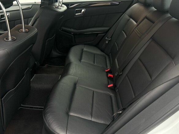 2011 Mercedes-Benz E-Класс 300 IV (W212, S212, C207), серебристый, 1850000 рублей - вид 7