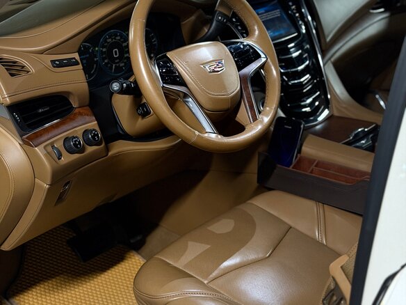2015 Cadillac Escalade IV, белый, 4410000 рублей - вид 30