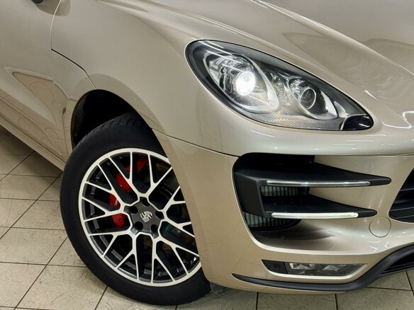 2014 Porsche Macan Turbo I, коричневый, 3750000 рублей - вид 29