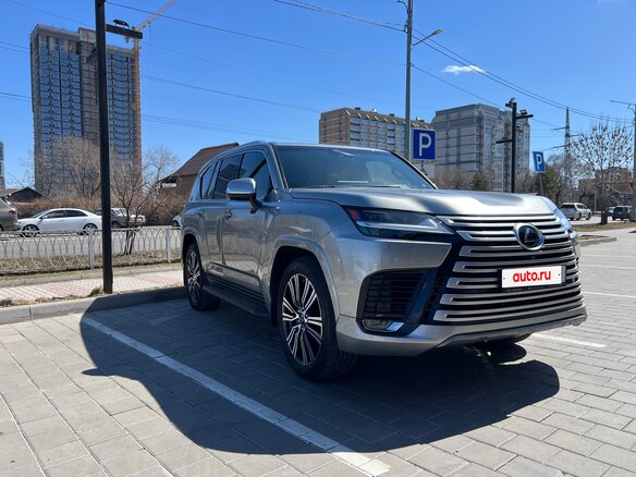 2023 Lexus LX 600 IV, серый, 17500000 рублей - вид 3