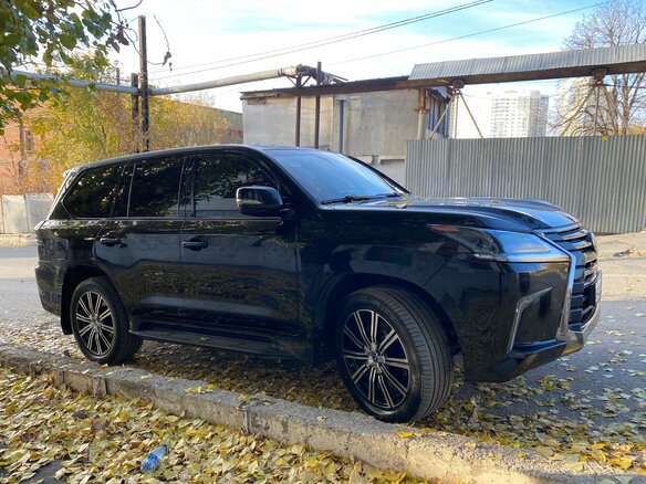2018 Lexus LX 450d III Рестайлинг 2, чёрный, 8500000 рублей - вид 2