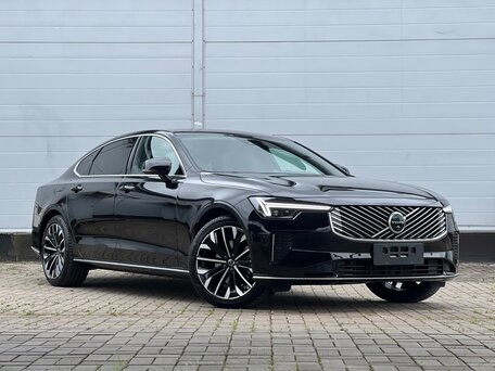 2025 Volvo S90 II Рестайлинг 2, чёрный, 7900000 рублей, вид 3
