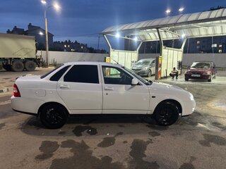 2013 Lada (ВАЗ) Priora I Рестайлинг, белый, 455000 рублей, вид 2