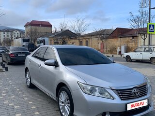 2011 Toyota Camry Japan Market VII (XV50), серебристый, 1700000 рублей, вид 2