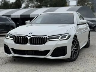 2022 BMW 5 серии 520i VII (G30/G31/G38) Рестайлинг, белый, 5600000 рублей, вид 2