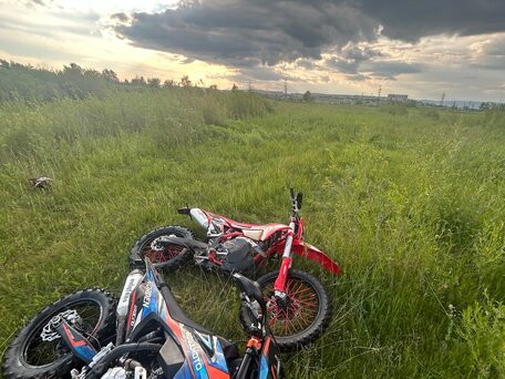 2024 Regulmoto Holeshot, красный, 180000 рублей, вид 5