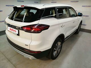 2023 Geely Atlas Pro, белый, 1880000 рублей, вид 3