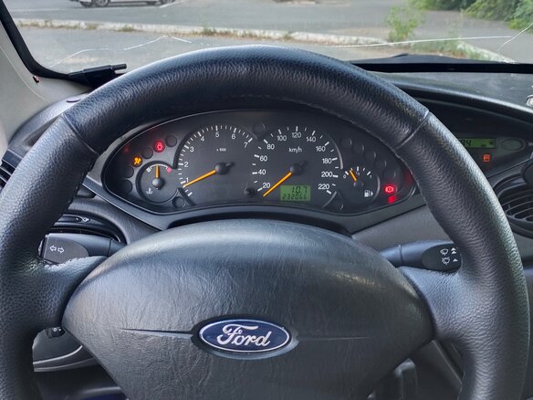 2004 Ford Focus I Рестайлинг, серебристый, 139000 рублей - вид 13