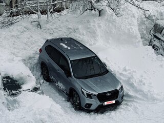 2023 Subaru Forester V Рестайлинг, серебристый, 3990000 рублей, вид 1