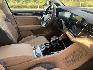 2021 Volkswagen Touareg III, белый, 7449999 рублей, вид 5