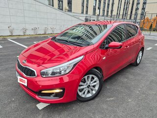 2018 Kia Ceed II Рестайлинг, красный, 1460000 рублей, вид 1