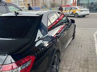 2012 Mercedes-Benz E-Класс 200 7G-Tronic IV (W212, S212, C207), чёрный, 1250000 рублей, вид 3