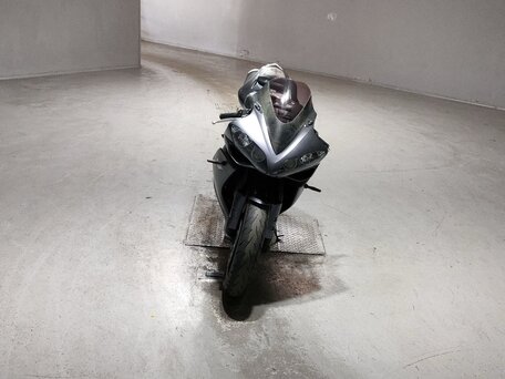 2007 Yamaha YZF-R1, серый, 580000 рублей, вид 3