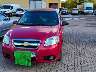 2008 Chevrolet Aveo I Рестайлинг, красный, 220000 рублей, вид 1