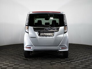 2022 Toyota Roomy I Рестайлинг, серебристый, 1458000 рублей, вид 4