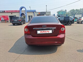 2008 Ford Focus II Рестайлинг, красный, 600000 рублей, вид 3