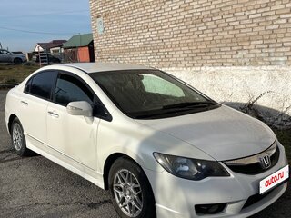 2010 Honda Civic Hybrid VIII Рестайлинг, белый, 935452 рублей, вид 4