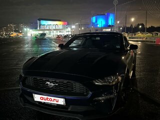 2019 Ford Mustang VI Рестайлинг, синий, 3185000 рублей, вид 4