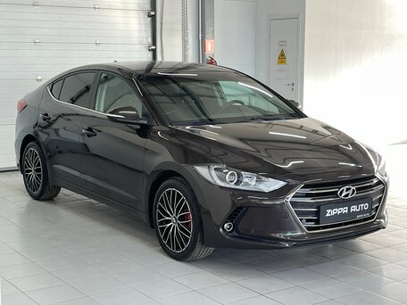 Hyundai Elantra VI (AD)