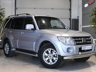 Mitsubishi Pajero IV Рестайлинг 1