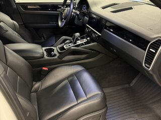 2019 Porsche Cayenne III, белый, 5250000 рублей, вид 5