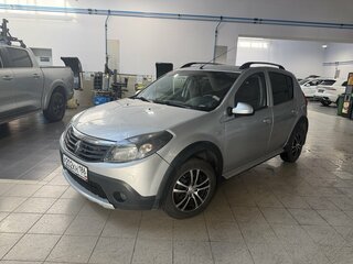 2013 Renault Sandero Stepway I, серый, 699000 рублей, вид 1