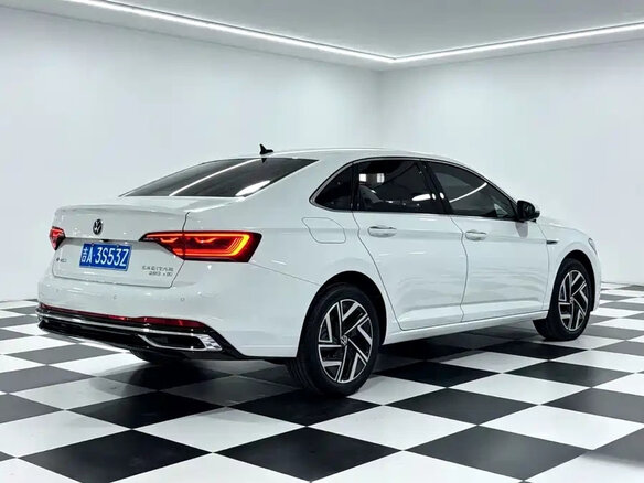 2023 Volkswagen Sagitar III Рестайлинг, белый - вид 6