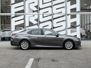 2019 Toyota Camry US Market VIII (XV70), серый, 2590000 рублей, вид 5