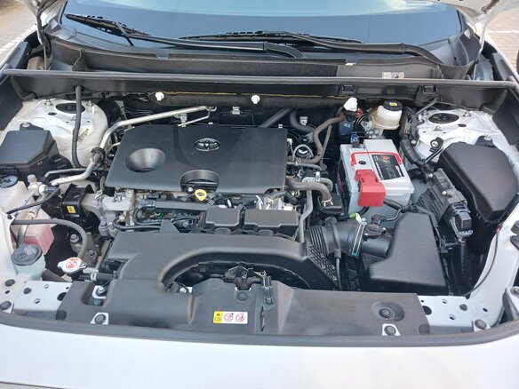 2021 Toyota RAV4 V (XA50), белый - вид 17