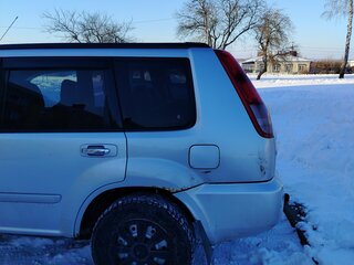 2005 Nissan X-Trail I Рестайлинг, серебристый, 650000 рублей, вид 3