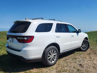 2017 Dodge Durango III Рестайлинг, белый, 2800000 рублей, вид 4