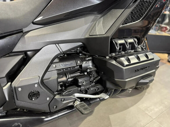 2022 Honda GL 1800 Gold Wing, чёрный, 3250000 рублей - вид 19
