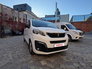 2018 Peugeot Traveller I, белый, 1999000 рублей, вид 2