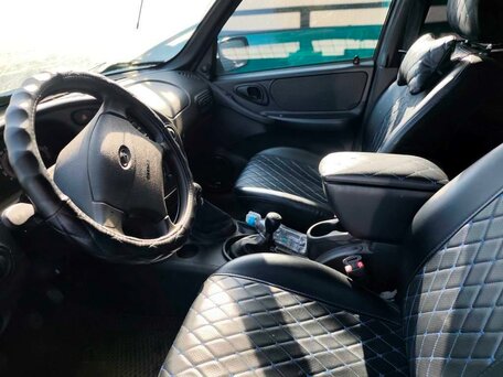 2022 Lada (ВАЗ) Niva Travel I, чёрный, 795000 рублей, вид 4