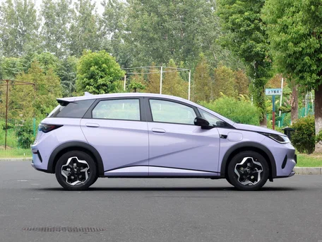 2026 BYD Dolphin 45.12 kWh I Рестайлинг, фиолетовый, 1600000 рублей, вид 5